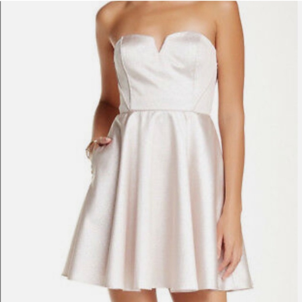 NWT Aidan Mattox Subtle Pink Metallic Notched Strapless Cocktail Dress size 12